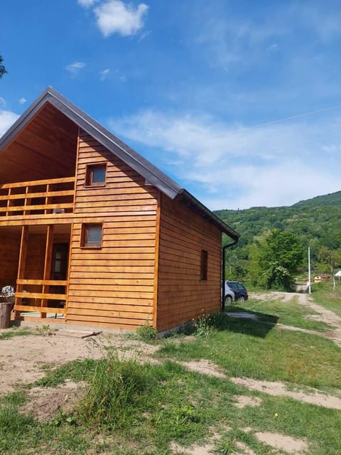 Drinska Ljepotica Ljubovija House in Serbia
