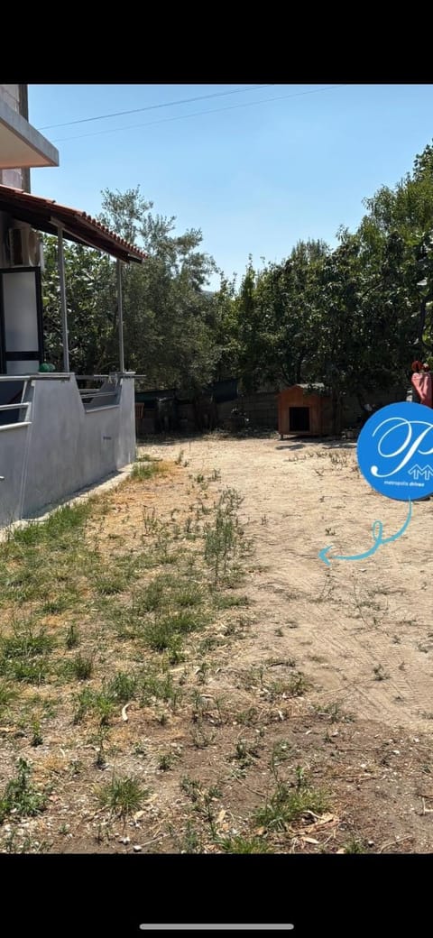 Borsh Selavi Guest House Bed and Breakfast in Vlorë County, Albania