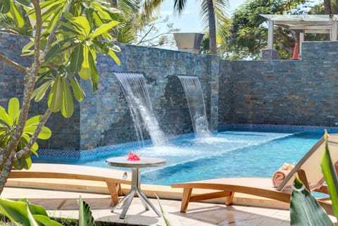 Swimming pool, Swimming pool
