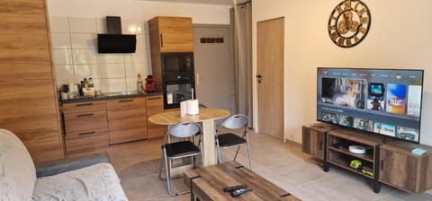 Superbe 2p 35 m2 Proche centre villes et mer Apartment in Cagnes-sur-Mer