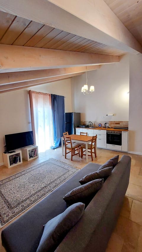 TV and multimedia, Living room, Dining area, kitchen