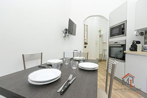 Living room, kitchen