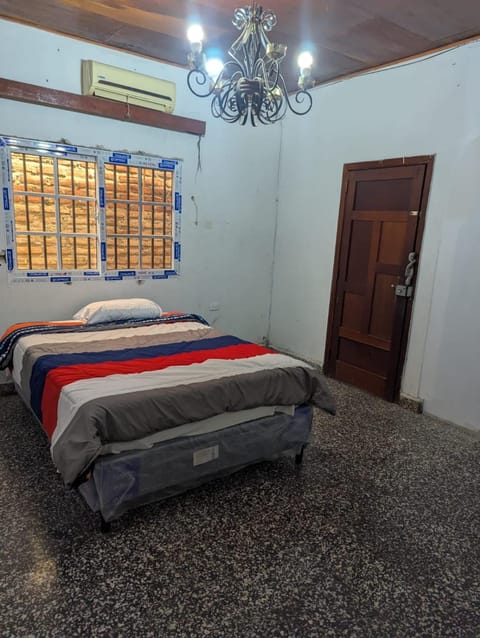 Bed, Bedroom, air conditioner