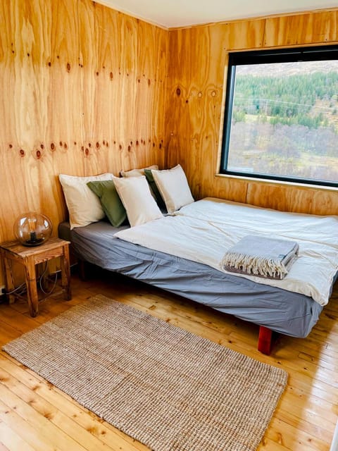 Nykmark - Eco House - Room Blåtinden Bed and Breakfast in Lofoten