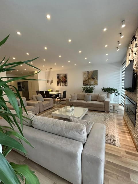 Deluxe Apartment in the Heart of Peja Apartment in Montenegro