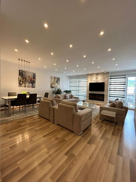 Deluxe Apartment in the Heart of Peja Apartment in Montenegro