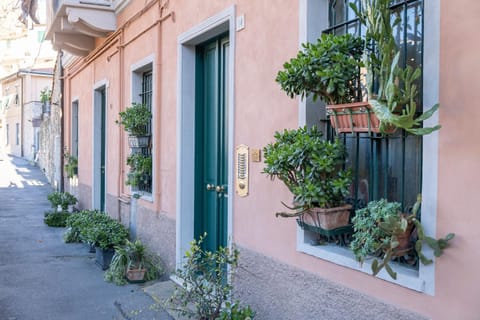 Property building, Street view