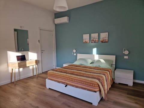 Bed, Seating area, Bedroom, wardrobe, air conditioner