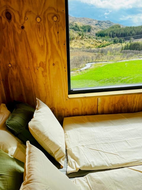 Nykmark - Eco House - Room Tuva Bed and Breakfast in Lofoten