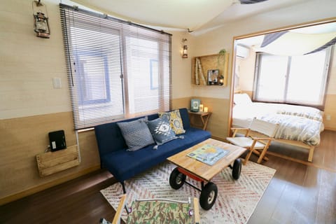 Living room, Photo of the whole room