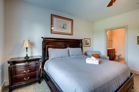 Quiet Condo - Prime Locale within mins to DT House in East Nashville