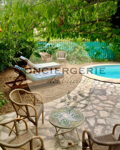 Maison provençale avec piscine House in Solliès-Toucas