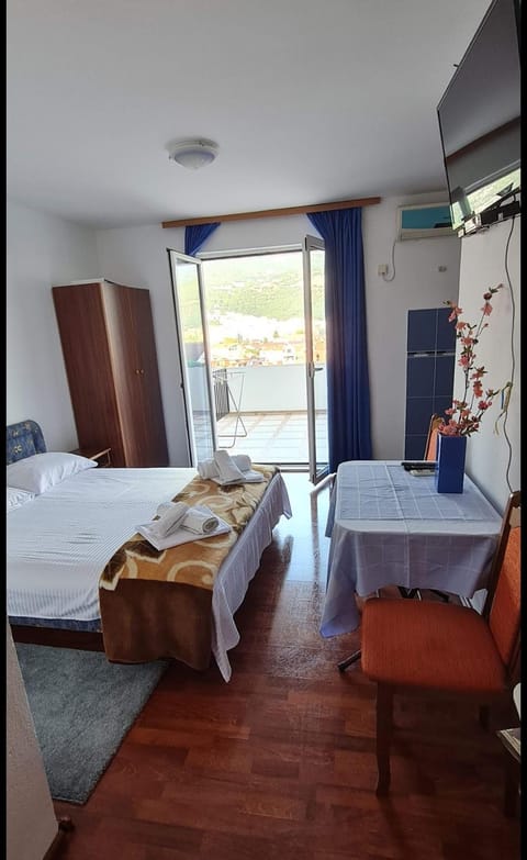 Nina Apartment 5 Apartment in Budva