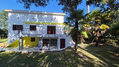 Property building, Garden, Garden view