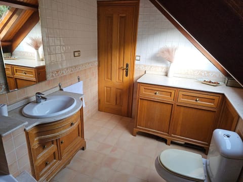 Casa do mestre hio House in O Morrazo