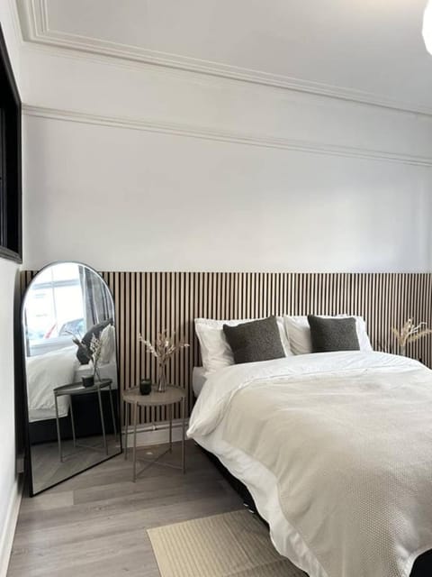 Modern Apartment Near Newport City Centre! Apartment in Newport