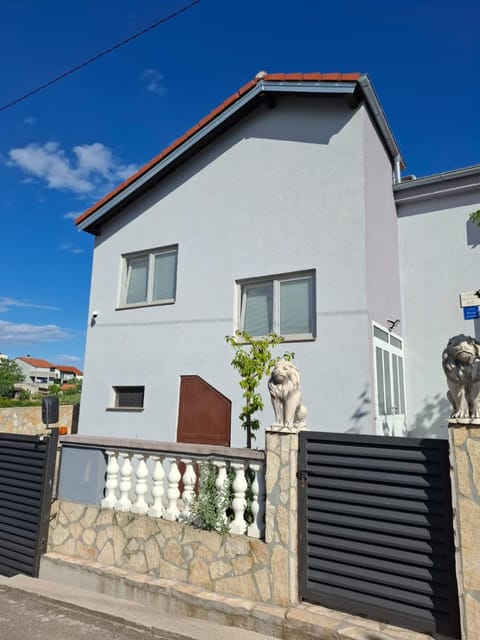 Apartment Ivica-2DB,Parking,Klima,Wifi Apartment in Zadar