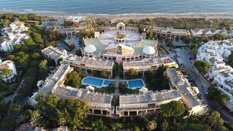 OleHolidays 1002 Romana Beach junto al mar Apartment in Marbella