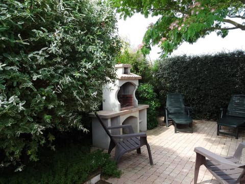 BBQ facilities, Garden