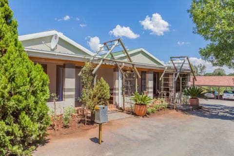 Property building, Parking