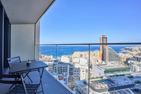 Day, View (from property/room), Balcony/Terrace, City view, Sea view