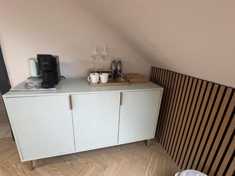 Coffee/tea facilities, Kitchen or kitchenette