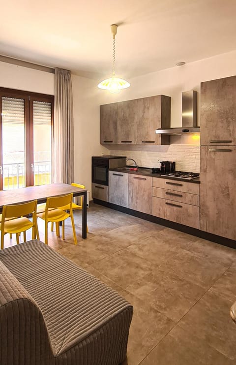 Kitchen or kitchenette, Living room, Dining area, stove