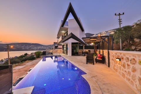 Garden, Swimming pool