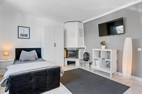 Modern House "Brick Lane" with Terrace and Wintergarden - LOFTIGO Apartment in Limburg (province)