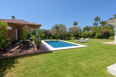 Garden, Swimming pool