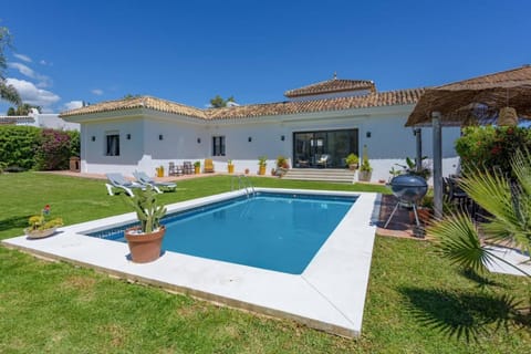 BBQ facilities, Garden, Swimming pool