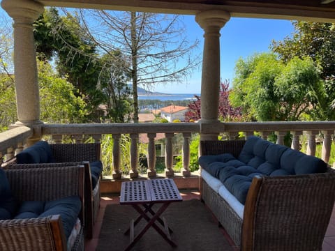 View (from property/room), Balcony/Terrace, Seating area, Dining area, Sea view