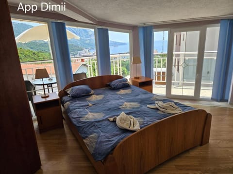 Bed, Natural landscape, Photo of the whole room, Bedroom, Mountain view, Sea view, Sea view, towels