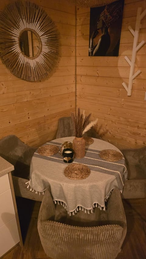 Ogrzewane "Domki na zielonej łące" -styl boho Apartment in Leba