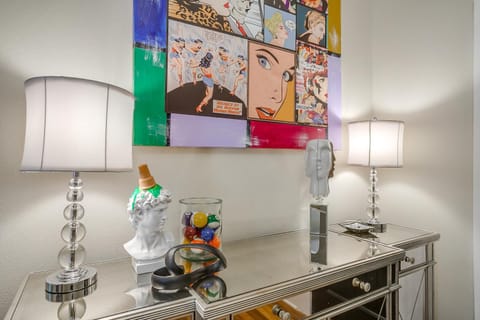 Stadium Luxe Retreat- Walking Distance to AT&T Sta House in Arlington