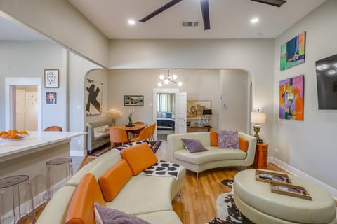Stadium Luxe Retreat- Walking Distance to AT&T Sta House in Arlington