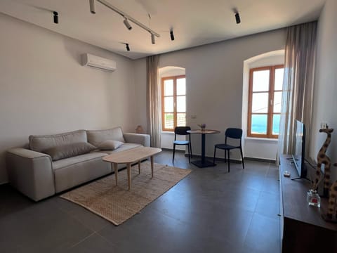 Akil Villa Apartment hotel in Dhërmi