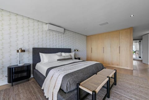 Sea and Stone Villa Villa in Camps Bay