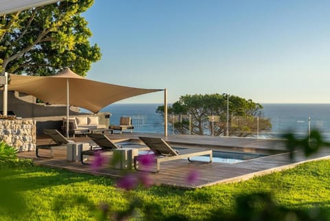 Sea and Stone Villa Villa in Camps Bay