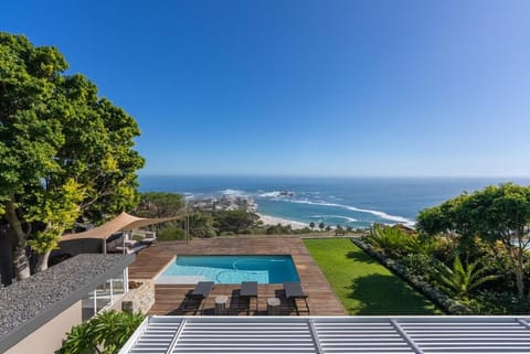 Sea and Stone Villa Villa in Camps Bay