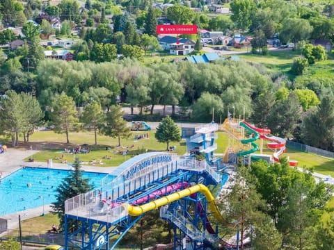 Downtown Lava - Views Huge Yard Slide Games House in Lava Hot Springs