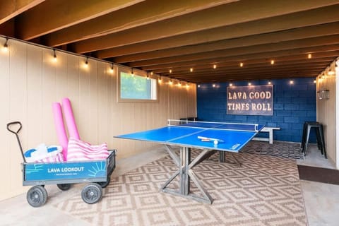 Downtown Lava - Views Huge Yard Slide Games House in Lava Hot Springs