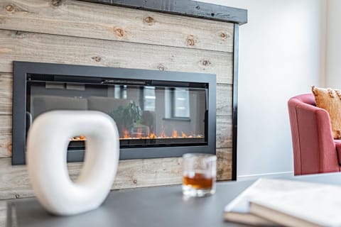 Stylish Townhome Walkable Garage House in Driggs