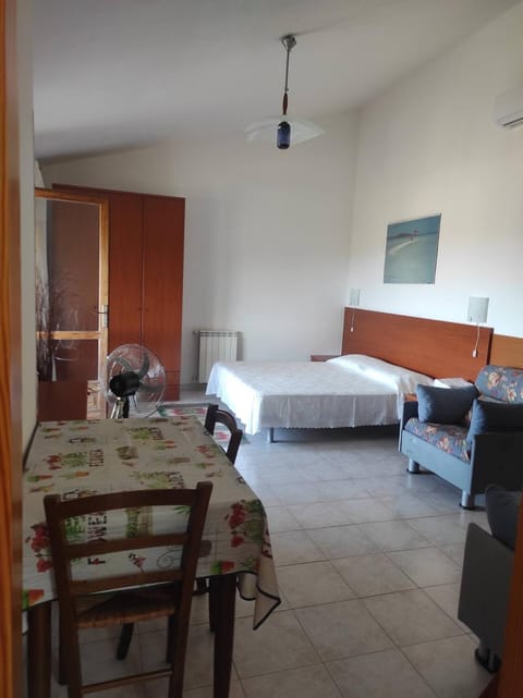 Villa Patrizia sul Lago Vacation rental in Sardinia