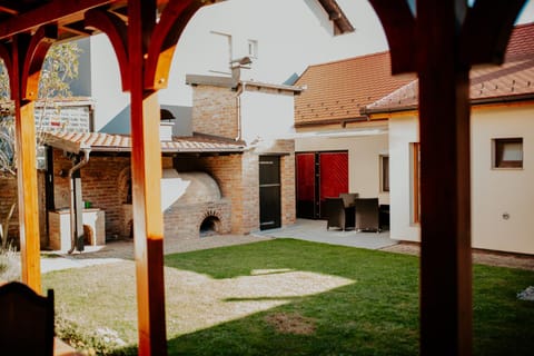 Patio, View (from property/room), Inner courtyard view