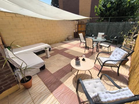 Habitación privada en casa Vacation rental in Alicante