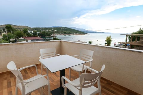 View (from property/room), Balcony/Terrace, Sea view