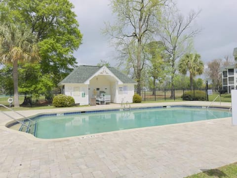 River Oaks Gorgeous 2BR condo Apartment in Carolina Forest