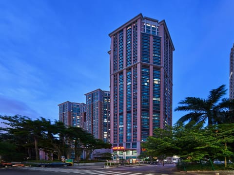 Property building, Location
