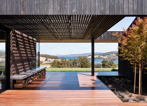 Balcony/Terrace, River view